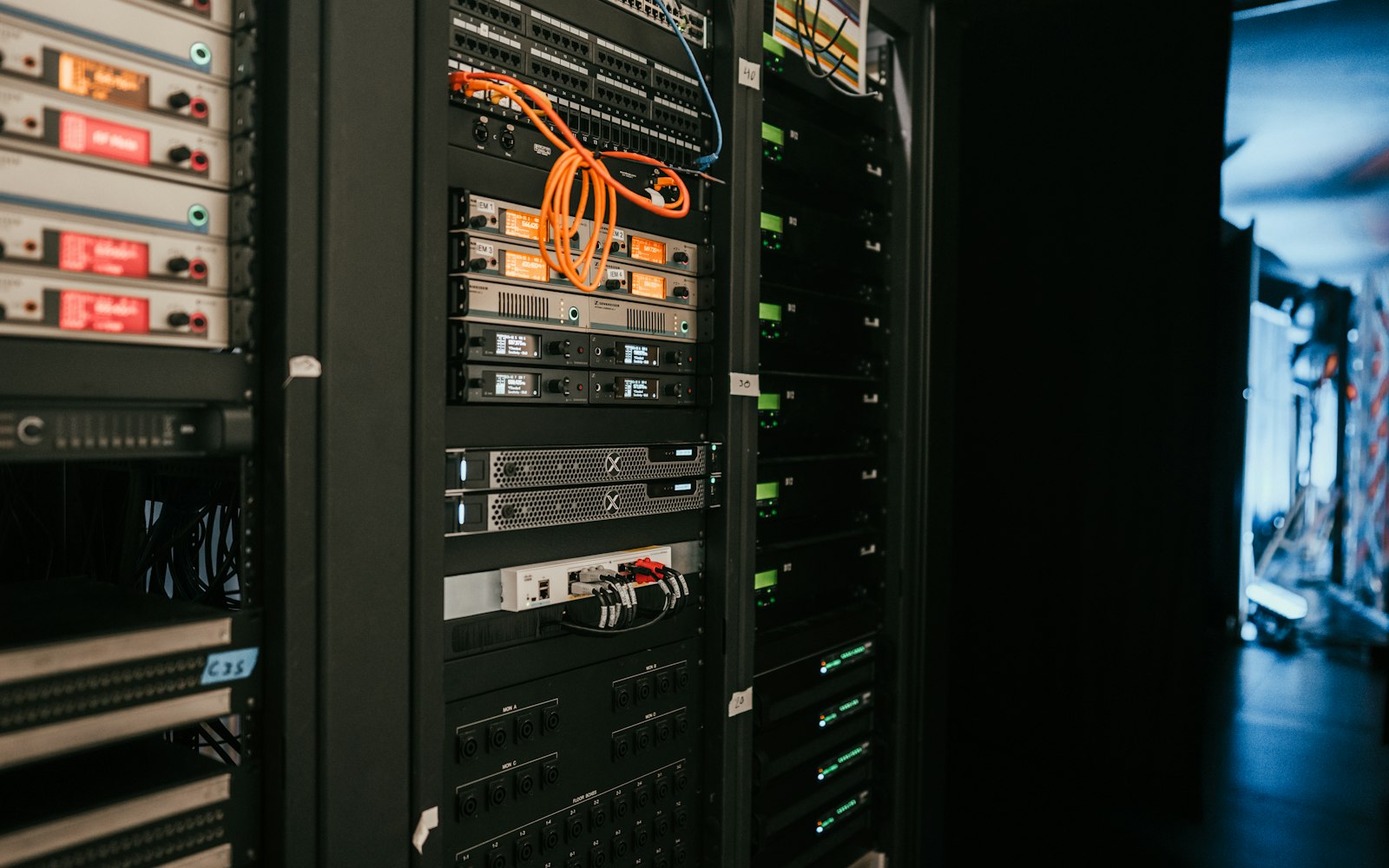 Server rack maintained under an IT AMC in Al Khobar